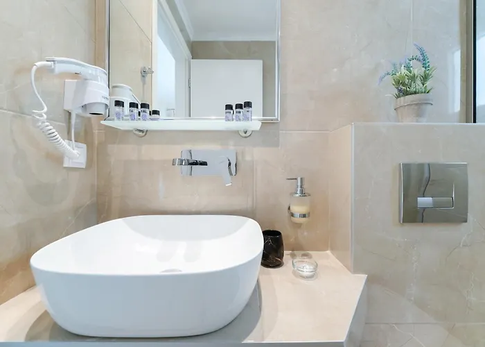 Апарт-отель Inroy Sea View Скала-Потамиас