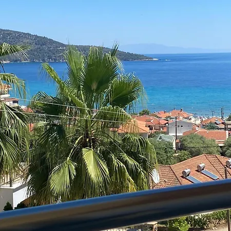 Aparthotel Inroy Sea View