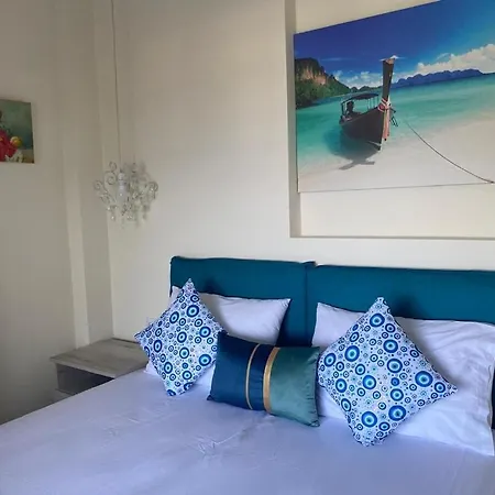 Aparthotel Inroy Sea View