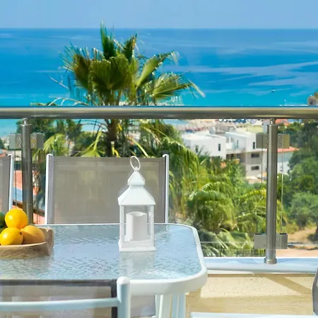 Inroy Sea View *